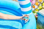 Você pode obter uma piscina inflável de tamanho pessoal da Blue Bunny para se refrescar neste verão