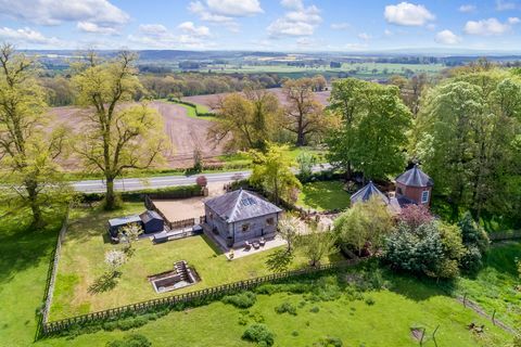 The Turret House - Worcestershire - exterior - Belas e Países