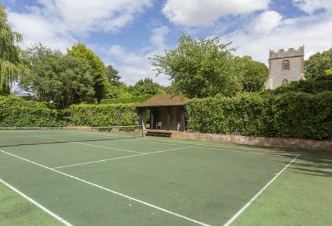 a antiga casa de campo de Michael caine está à venda em oxfordshire