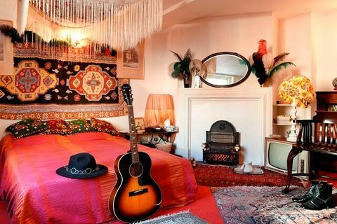 o antigo apartamento de jimi hendrix, localizado em Londres