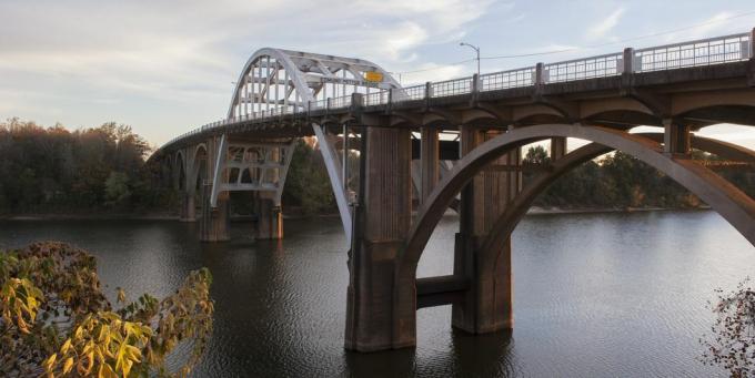 Ponte Edmund Pettus, Selma, Alabama, EUA