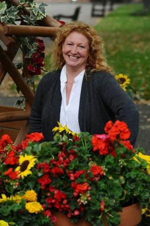 Charlie Dimmock na Iniciativa de Jardinagem Infantil da Disney, 2009