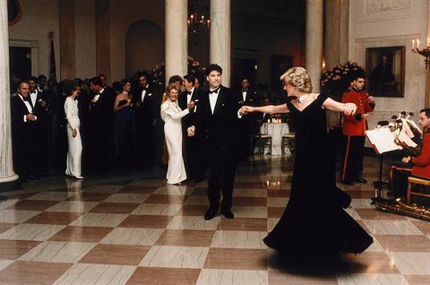 princesa diana dançando com john travolta