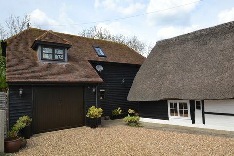 casa com telhado de colmo à venda em oxfordshire