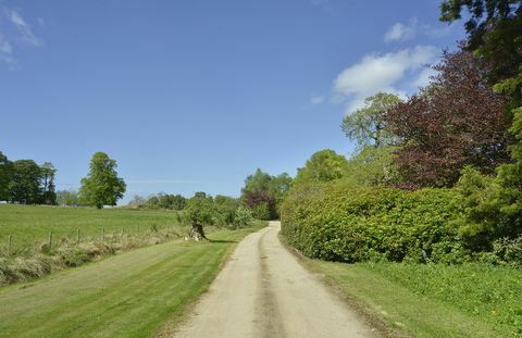 castelo rosa à venda em aberdeenshire