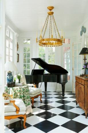 sala clássica com piano