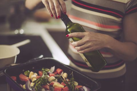 Preparando comida na cozinha