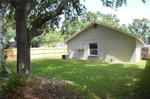 quintal de uma casa na florida