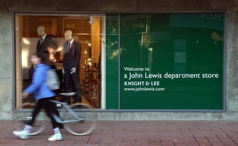 Fechamento de John Lewis