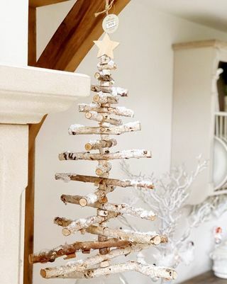 Árvore de Natal para escada em madeira de bétula real