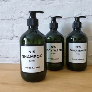 Garrafas de banheiro verde - shampoo - frascos de sabão para lavar o corpo do condicionador, conjunto de frascos de dispensador de bomba reutilizável. Acessórios de banheiro redação personalizada