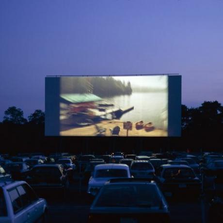 Filme Drive-In do Dia do Trabalho