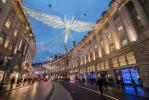 As luzes de Natal da Oxford Street se acenderam, 11 semanas antes do grande dia