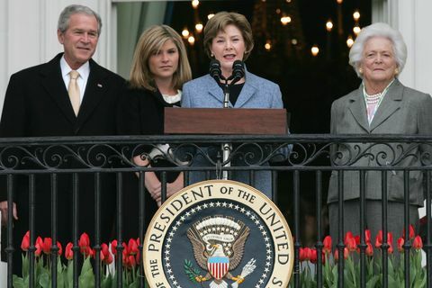 primeira-dama laura bush 2º r fala alo