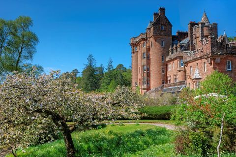 Castelo de Glenborrodale, Escócia à venda com duas ilhas