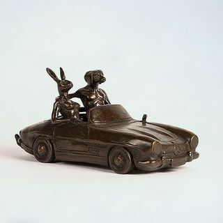 Escultura em bronze com limite de velocidade