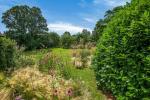 Casa de campo de palha com amplo jardim à venda em Sudbury