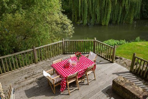 The Old Watermill - Odell - Olly - onthemarket.com - decks