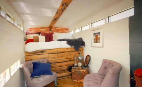 Canal 4 - Amazing Spaces de George Clarke - trailer de gado - campista de luxo - cama