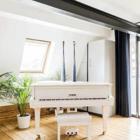 airbnbs com pianos em londres