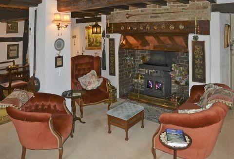 Peppercorn Cottage - Dorset - sala de estar - OnTheMarket.com