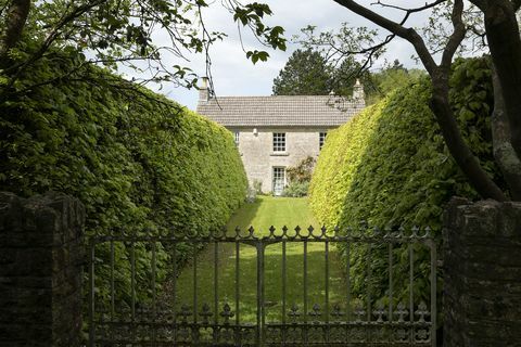 casa somerset com jardins gloriosos à venda