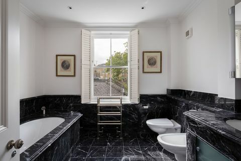 47 Hornton Street - Campden House - Kensington - banheiro - Russell Simpson