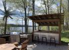 Esta cabana do Airbnb em Michigan está em uma ilha particular