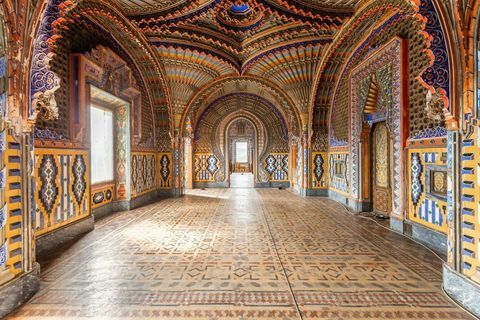 Mosaicos de inspiração mourisca no Castelo Sammezzano