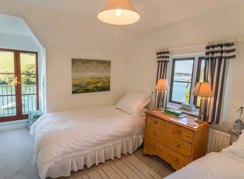 Otter Cottage - Falmouth - Cornualha - cama - Savills