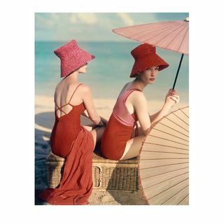 Vogue - janeiro de 1959 - Under Parasols